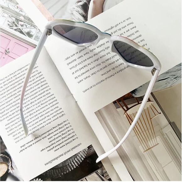 True Love Sunnies heart sunglasses glasses ❤️ main image 3